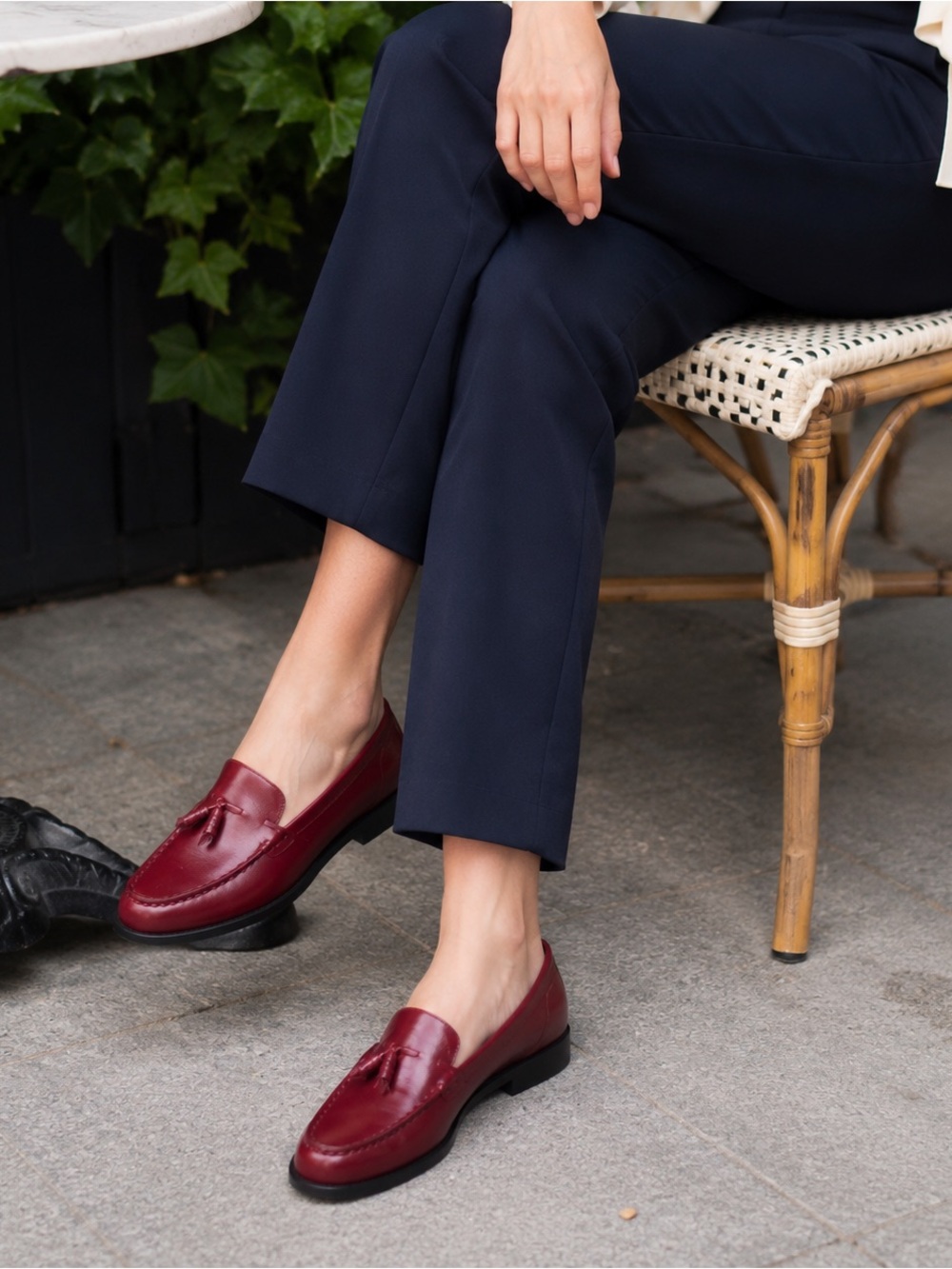 Etienne Aigner Women’s 9M Burgundy Leather Tassel Loafers